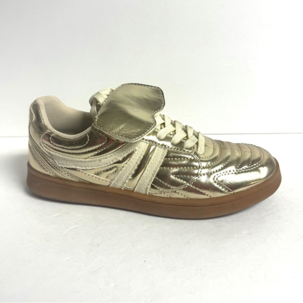 Steve Madden Womens Madrid Sneaker Gold Size 6 M